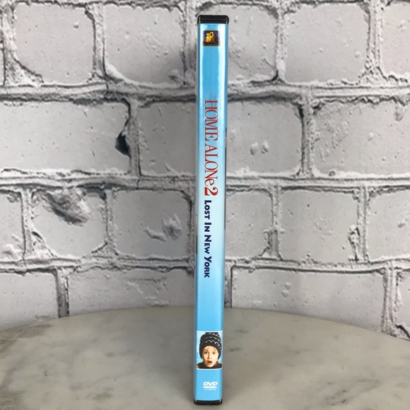 Home Alone 2: Lost In New York Starting Macaulay Culkin Classic Christmas Movie - Picture 2 of 7